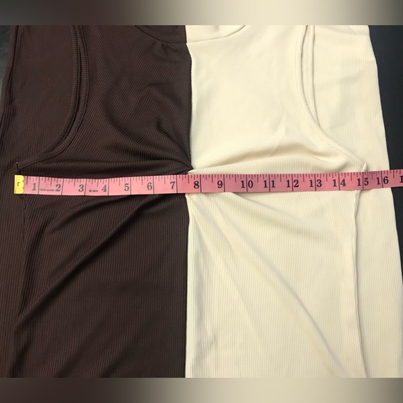 TWO TONE SPLIT MOCK NECK MAXI DRESS - Picture 7 of 11